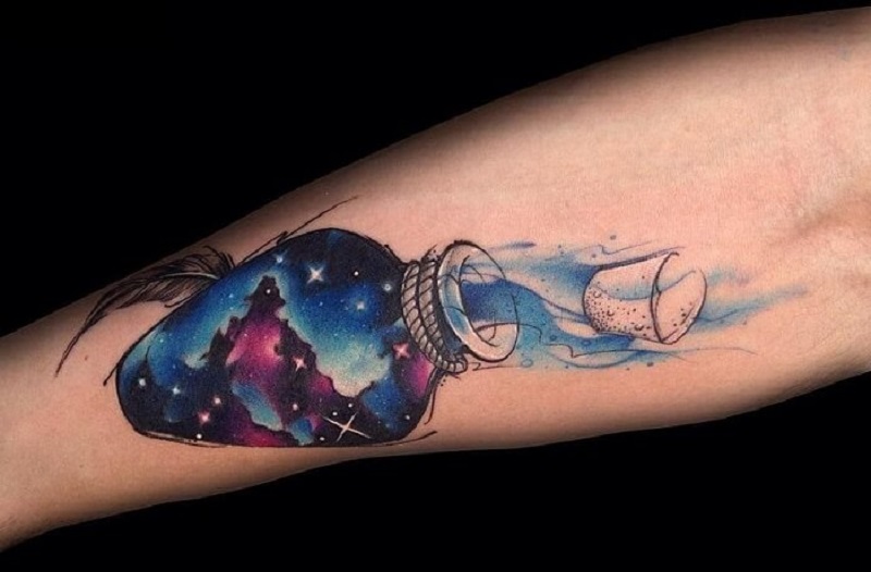 Tattoo galaxy mini hình cô gái