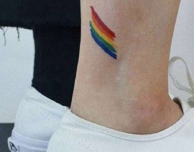 Hình xăm LGBT ở chân đẹp