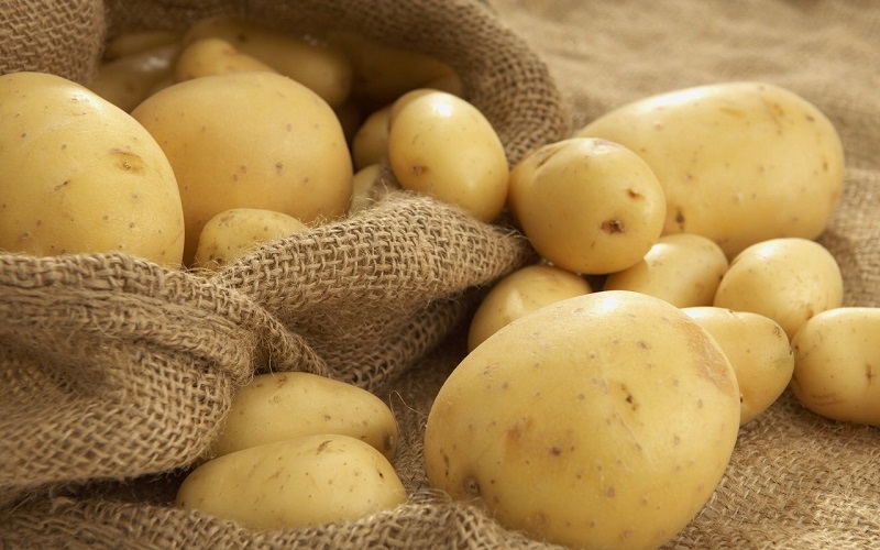 Sử dụng khoai tây để điều trị sẹo lồi do mụn