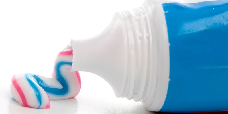 Tại sao kem đánh răng có công dụng điều trị nám?