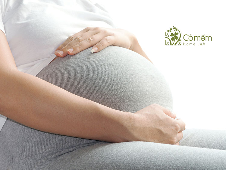 Mang thai làm thay đổi nội tiết tố dễ dẫn tới viêm phụ khoa